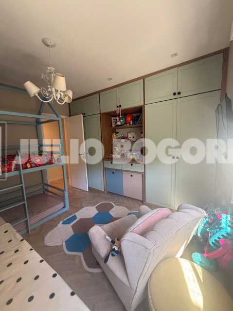 b6b3cbe1-3a96-4875-a00b-8246fc - 15