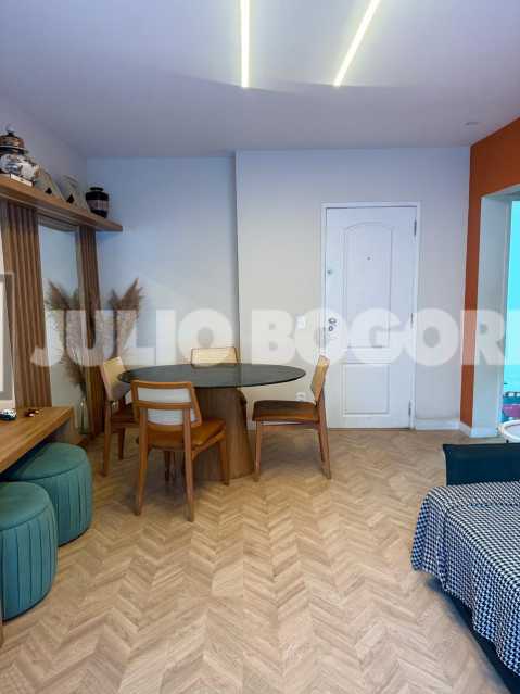 d2a2c948-3f00-415b-bd07-9a7a6c - 6