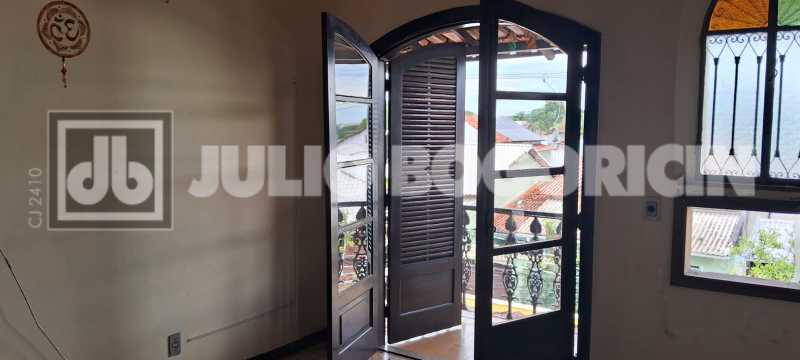 b2372e42-5b99-4c8f-9273-46e536 - 23