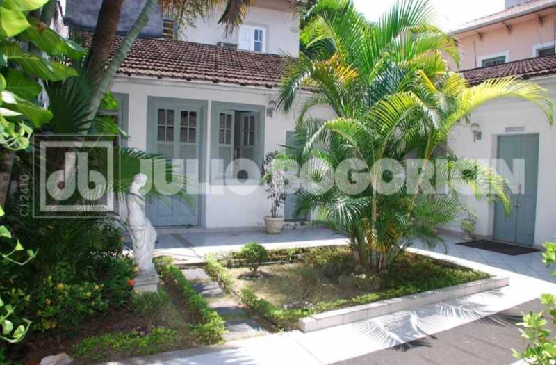 045e91ab-7a2a-45df-a557-adb659 - 1