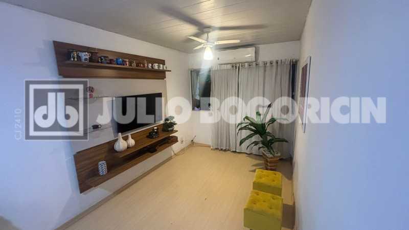 WhatsApp Image 2025-11-17 at 1 - 4