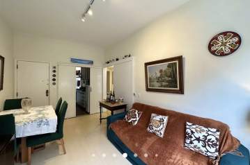 Apartamento de 2 quartos à venda no Leblon, rua cobiçada e em excelente localização, vaga - JBL201080