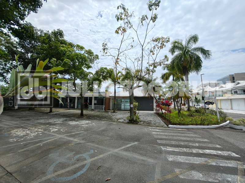 18bf46e1-4db7-4457-9f63-a548b2 - 9