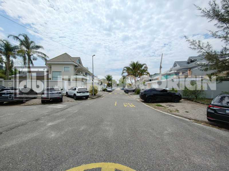 ac18af3e-fc07-46a0-833e-ef8a87 - 16