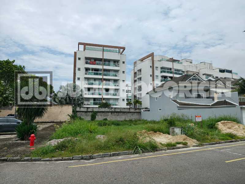 b2f53eef-2d61-4a67-8668-35f05d - 17