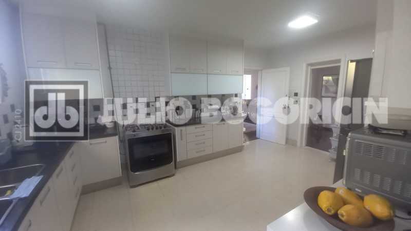 WhatsApp Image 2025-11-19 at 1 - 12