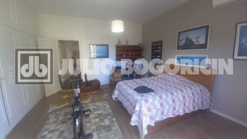 WhatsApp Image 2025-11-19 at 1 - 15