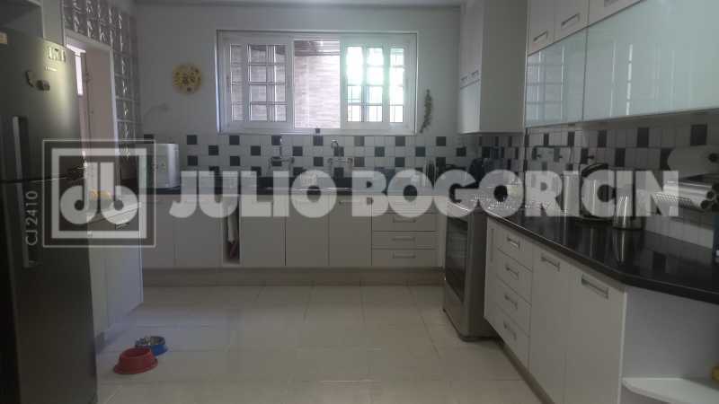 WhatsApp Image 2025-11-19 at 1 - 17