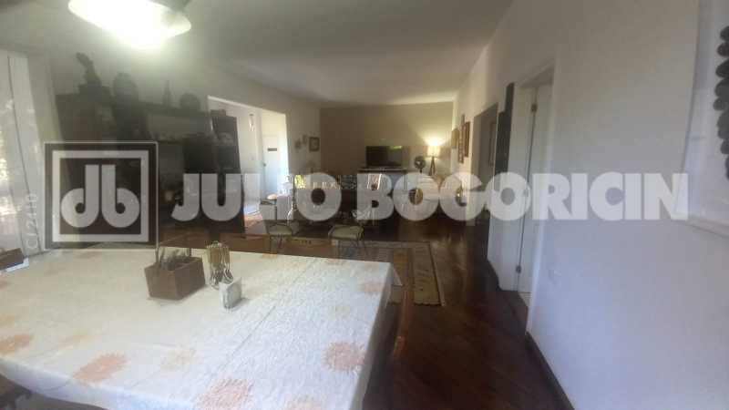 WhatsApp Image 2025-11-19 at 1 - 18