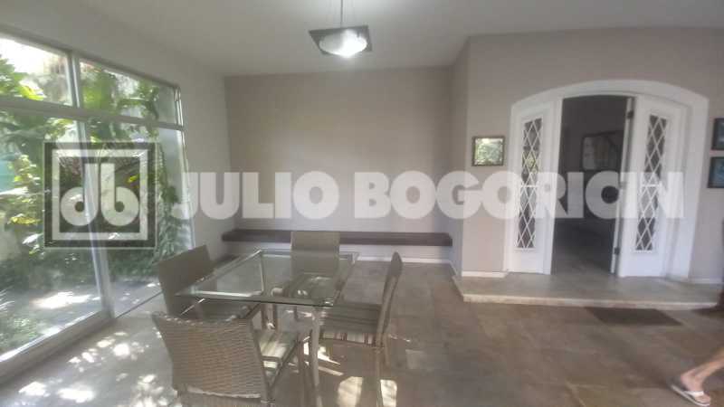 WhatsApp Image 2025-11-19 at 1 - 32