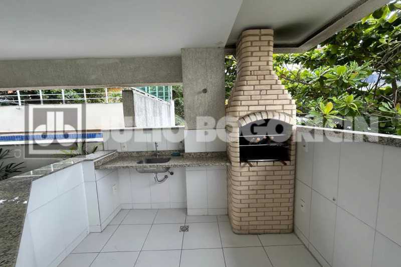 original894846167-876.75567408 - 17