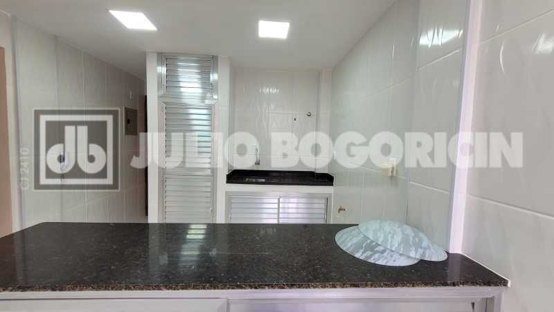 68ead78f-4a7f-4a35-b405-b8b638 - 13