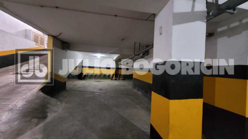 94e5fdb1-3bbf-4fc3-8b46-68d90b - 14