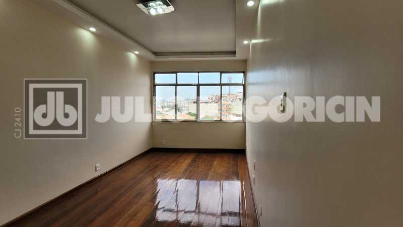 d1705ed3-1e30-46eb-9f68-571119 - 32