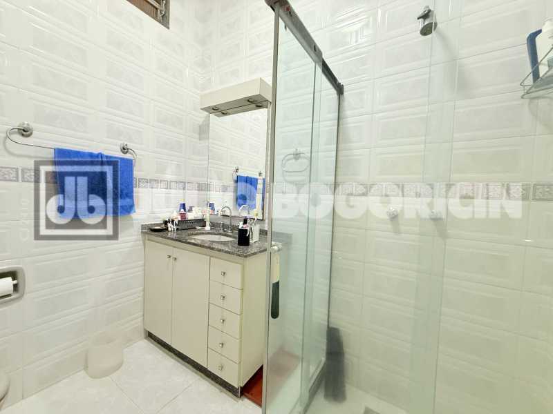 Banheiro social - 21