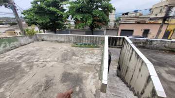 EXCELENTE CASA LINEAR , 2 VAGAS COBERTAS , 3 QUARTOS, PERTO DO METRÔ - JBM608332