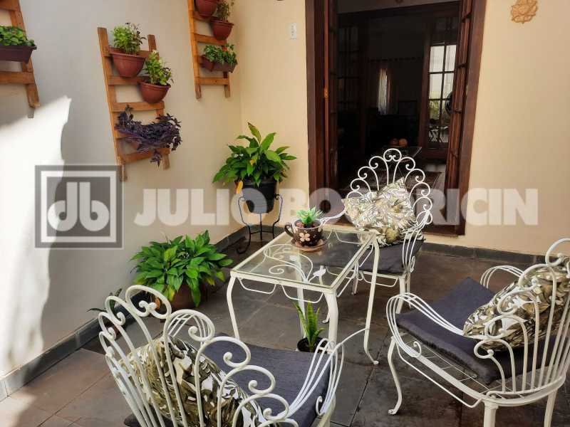 020 FOTO 1- 18. - 19