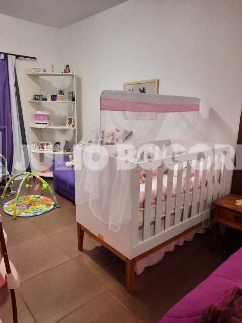 033 FOTO 1- 12. - 32