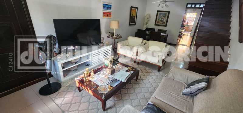 2portuguesacasaduplex3quartos1 - 2