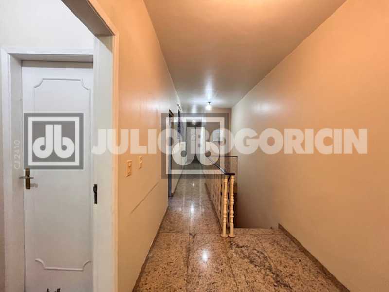 18019_G1700147508 - 8