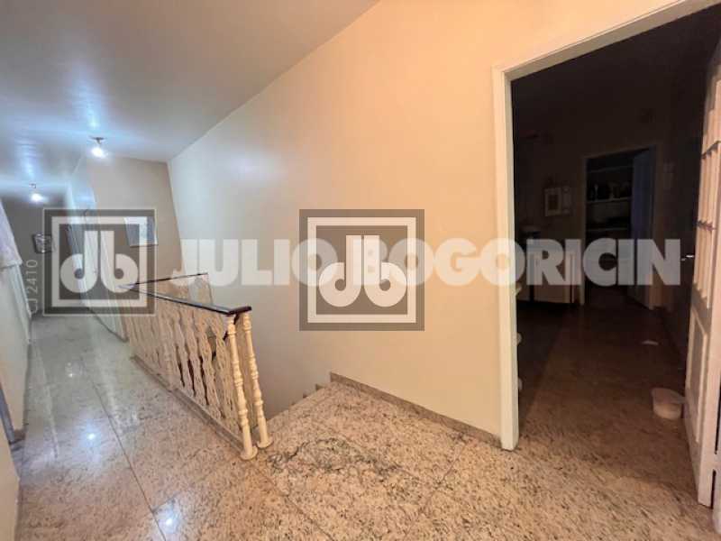 18019_G1700147511 - 9