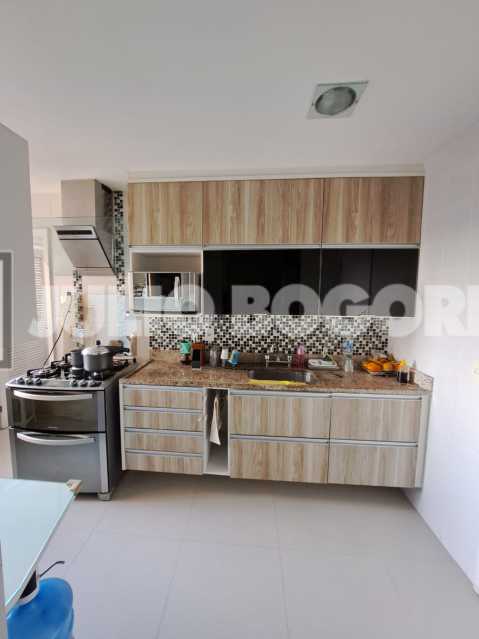 d6b2febc-001e-4674-b7d3-e53350 - 21