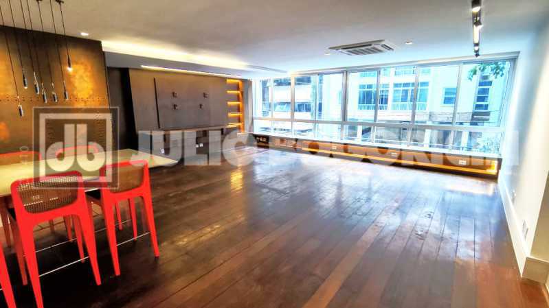 01 Leblon 180 M2 3 Quartos 2 V - 1