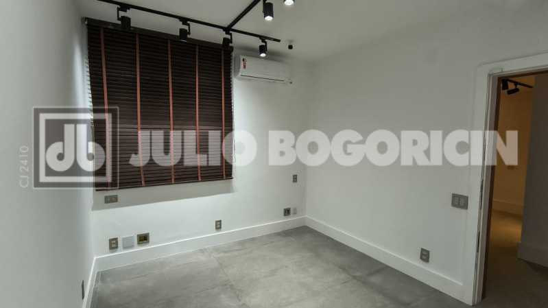 12 Leblon 180 M2 3 Quartos 2 V - 12