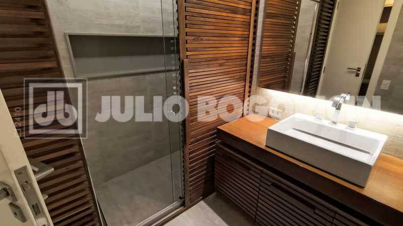 18 Leblon 180 M2 3 Quartos 2 V - 18