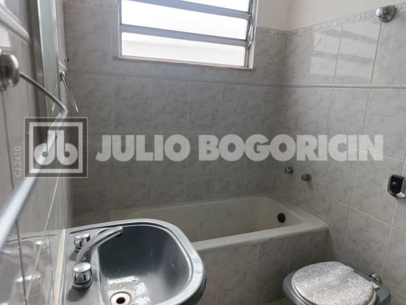 21 BANHEIRO DEPEND. - 21