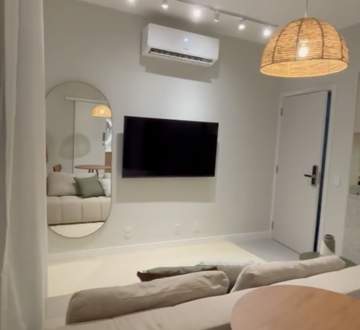 Imperdível - Rua Prudente de Morais, apartamento todo reformado, alto luxo, 2 quartos sendo 1 suíte, vazio, Oportunidade!!! - JBIPA22748