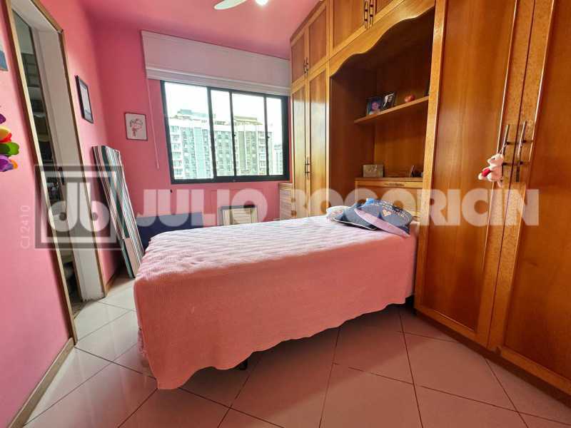 049a5907-a923-45eb-957a-d4a08f - 10