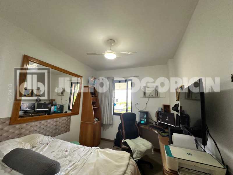 e1b3f9f9-c4e0-4cda-ab2c-eef3ef - 14