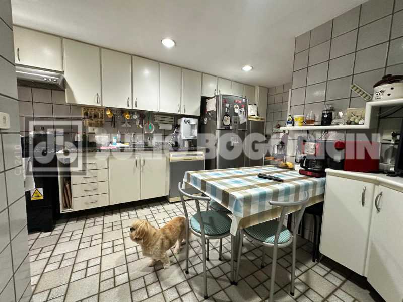 8710de48-eb87-4049-a5f2-978d67 - 19