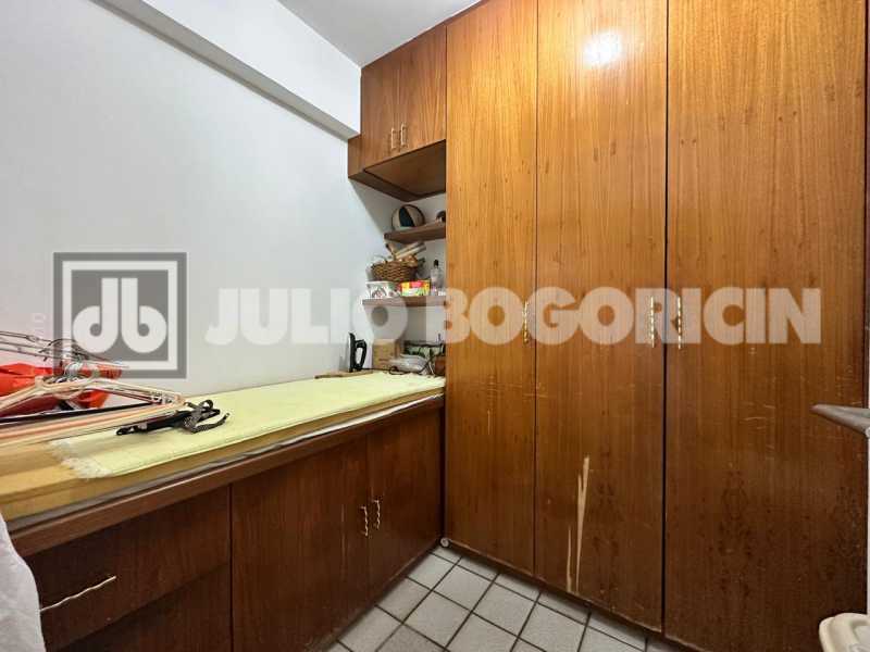 848a31f5-1b6a-465f-a342-2a7b35 - 21