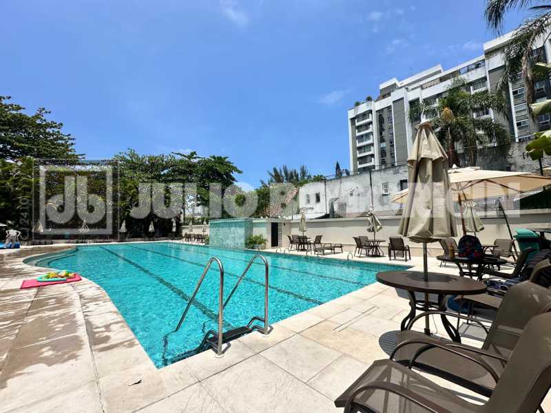 ab536fbd-9b15-47a6-b4d3-5ffb91 - 25