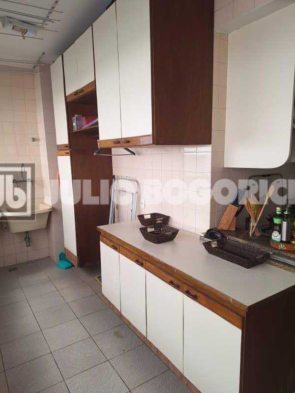 Conheça Area Svc_1 do imóvel - Freguesia Alto Padrão 4 quartos 2 suítes 1 escritório dependencia completa 3 varandas 3 vagas de garagem.239 m2.Vale a visita! - JBJ40399 - 33 Area Svc_1 - 33