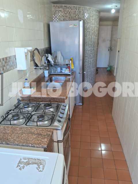 7e28d7dd-6599-4467-bd48-0d4768 - 6