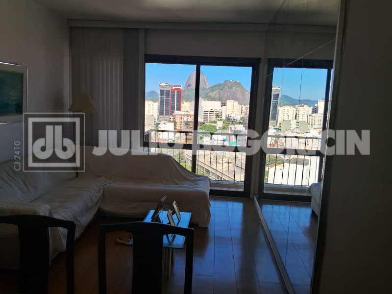 8dd336f3-623c-4580-a75c-ea961a - 8