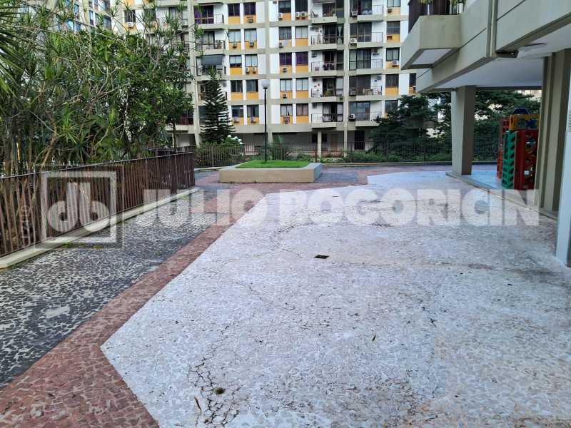 ad2d3120-7741-452f-9652-5e72af - 19