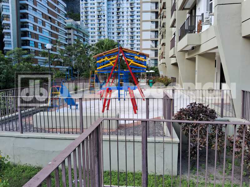 f762cf7e-8857-4ded-a663-961bb0 - 21