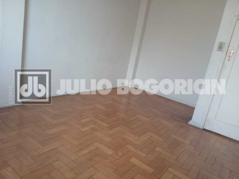 d6c0825d-076c-4e63-b779-5b11af - 15