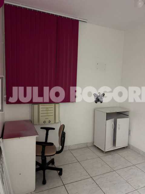 a605e02b-19f3-48d4-86a1-55ebdf - 12