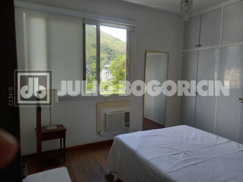 WhatsApp Image 2025-12-05 at 1 - 12