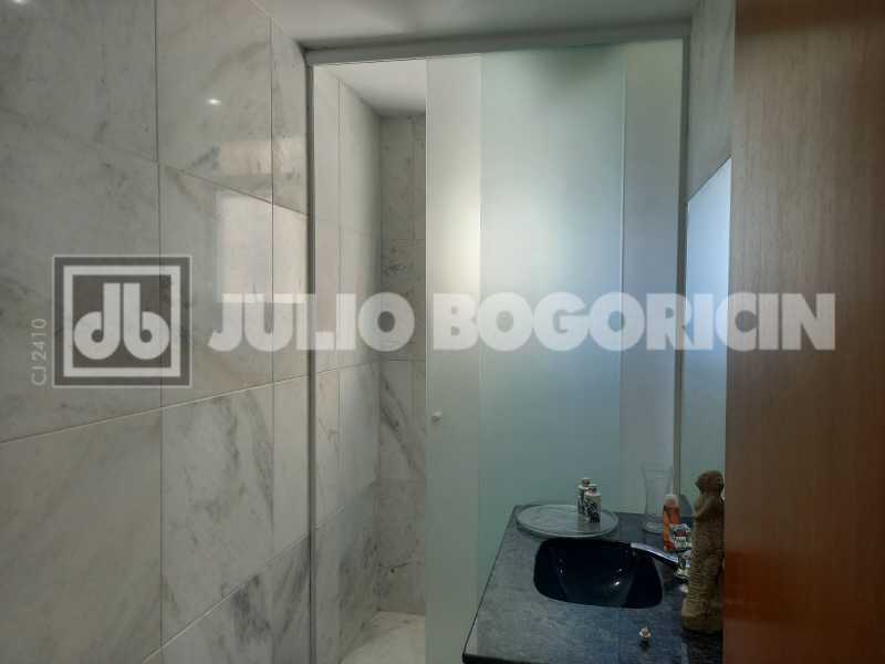 WhatsApp Image 2025-12-05 at 1 - 13