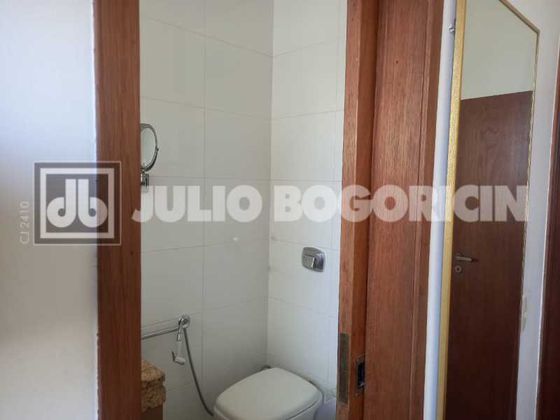 WhatsApp Image 2025-12-05 at 1 - 14