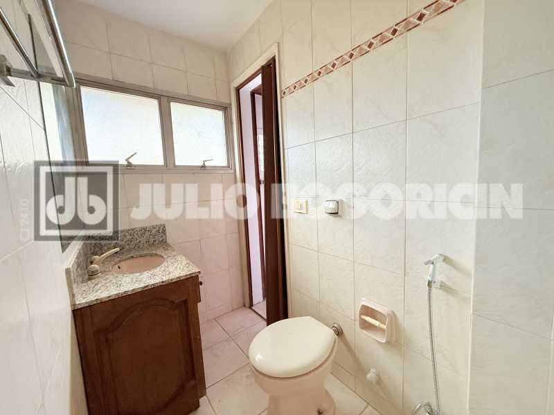 Banheiro Suíte  - 27