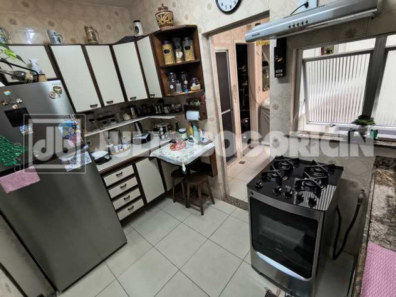 18monero3quartosjuliobogoricin - 18