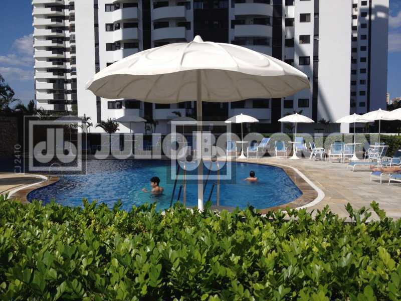 18229_G1699277912 - 1