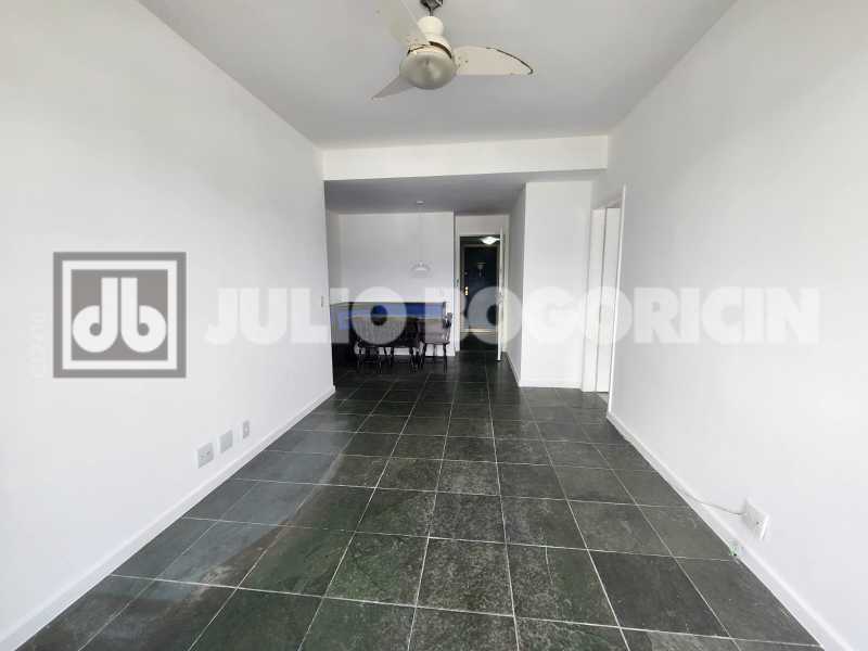 747d5d01-c4a6-4acb-b2d3-961e4f - 15